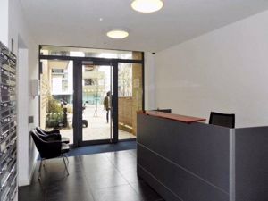 Lobby- click for photo gallery